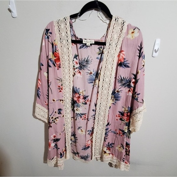 Indigo Rose Tropical Floral Crocheted lace Trim kimono‎ wrap plus 2x - Picture 1 of 7